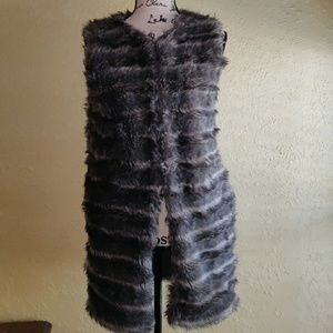 Super cute Zara faux fur vest